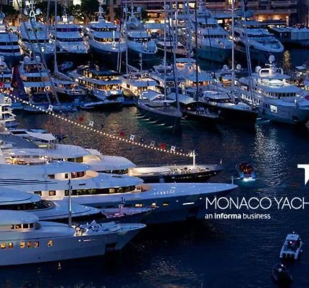Luxueux Neuf - Frontiere - Piscine - Parking Prive Appartement Monte-Carlo