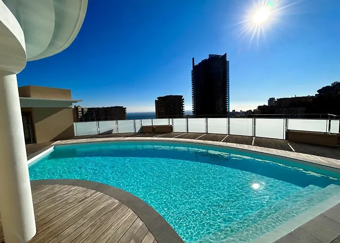 Luxueux Neuf - Frontiere - Piscine - Parking Prive