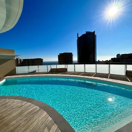 Luxueux Neuf - Frontiere - Piscine - Parking Prive