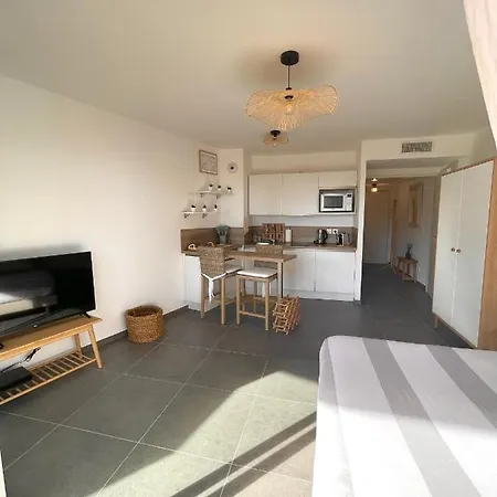 アパート Luxueux Neuf - Frontiere - Piscine - Parking Prive モンテ・カルロ