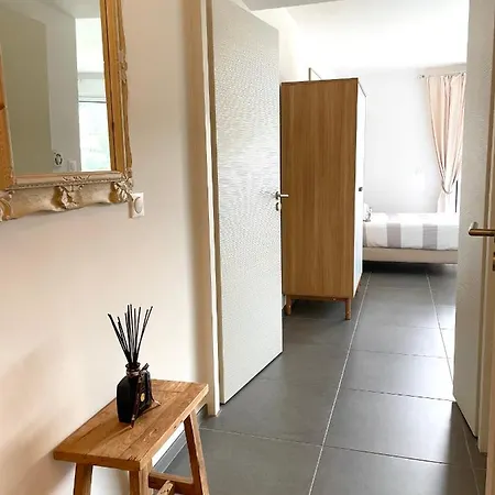 アパート Luxueux Neuf - Frontiere - Piscine - Parking Prive *