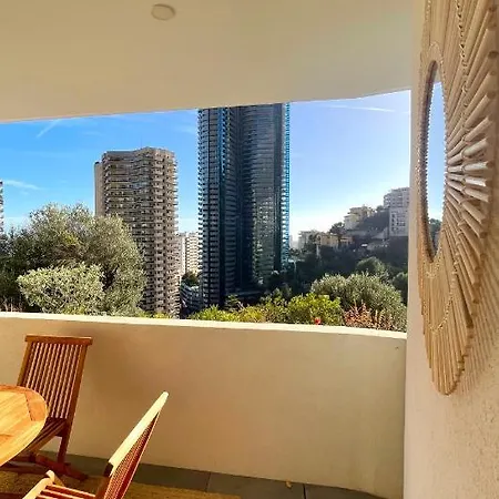 Luxueux Neuf - Frontiere - Piscine - Parking Prive *