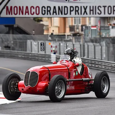 アパート Luxueux Neuf - Frontiere - Piscine - Parking Prive モンテ・カルロ